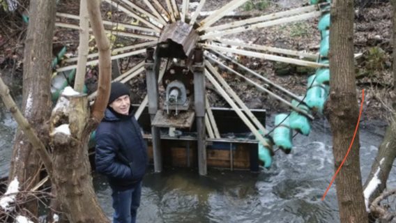 Винничанин построил собственную мини-ГЭС на случай блекаута: как она устроена