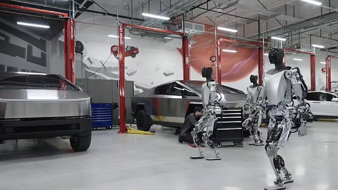Робот Tesla напав на інженера на фабриці компанії в Техасі. Що сталось і чи були вже подібні випадки