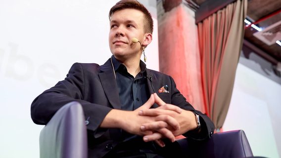 «Годин 70 на тиждень наразі йде саме на "Четвертий закон"». Співзасновник Petcube Ярослав Ажнюк розповів про свій стартап з автономності роботизованих систем