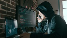 The SBU exposed a fraudulent call center in Transcarpathia that was stealing cryptocurrency from Europeans. How the scheme worked The SBU exposed a fraudulent call center in Transcarpathia that was stealing cryptocurrency from Europeans. How the scheme worked