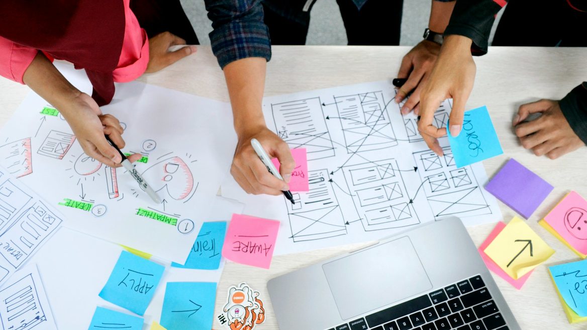 «Рекомендували мати совість». UI/UX Designer поскаржилась на замовника який недоплатив їй за роботу. Що сталося? 