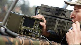 «ЗСУ прослуховують окупантів і включають їм хеві-метал». Чому росія облажалась зі зв'язком у цій війні