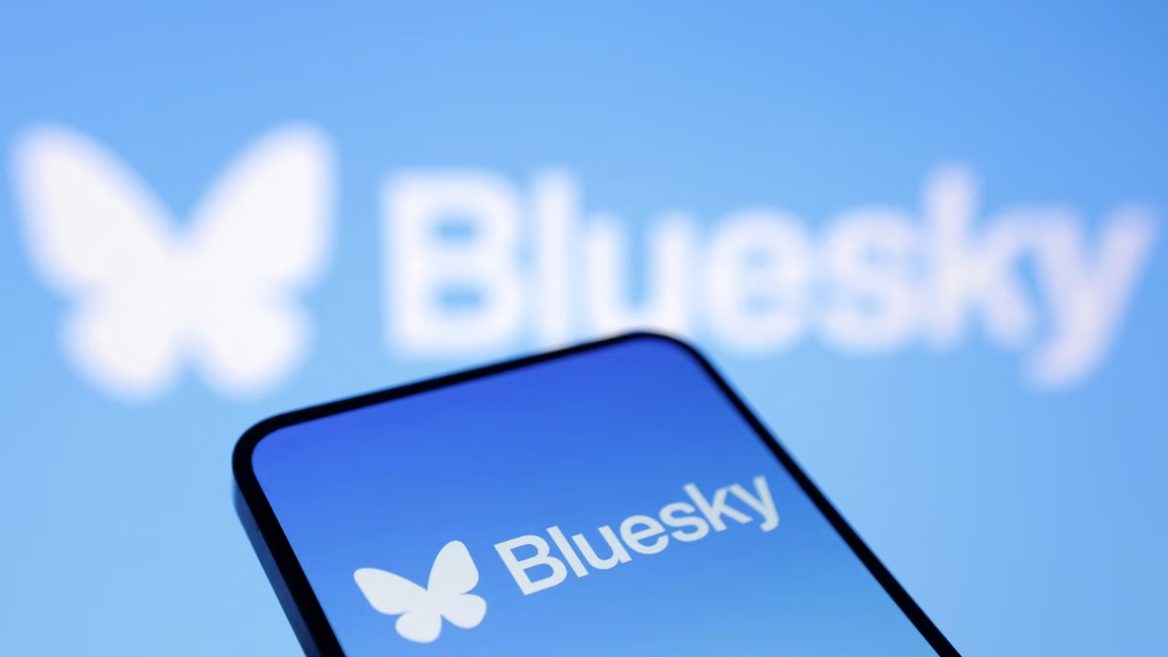 За 2024-й рік соцмережа Bluesky збільшила аудиторію в 9 разів. Модераторам знадобилася психологічна допомога 