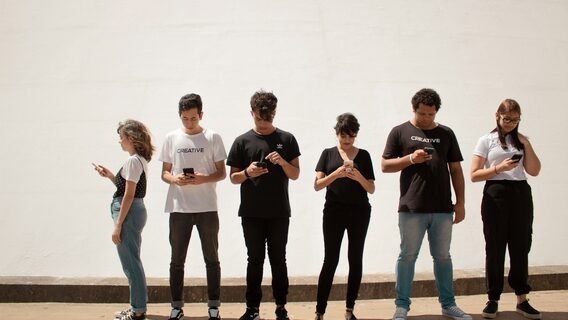 The advent of smartphones caused a sharp drop in the global birth rate — researchers found a direct link to the launch of 4G