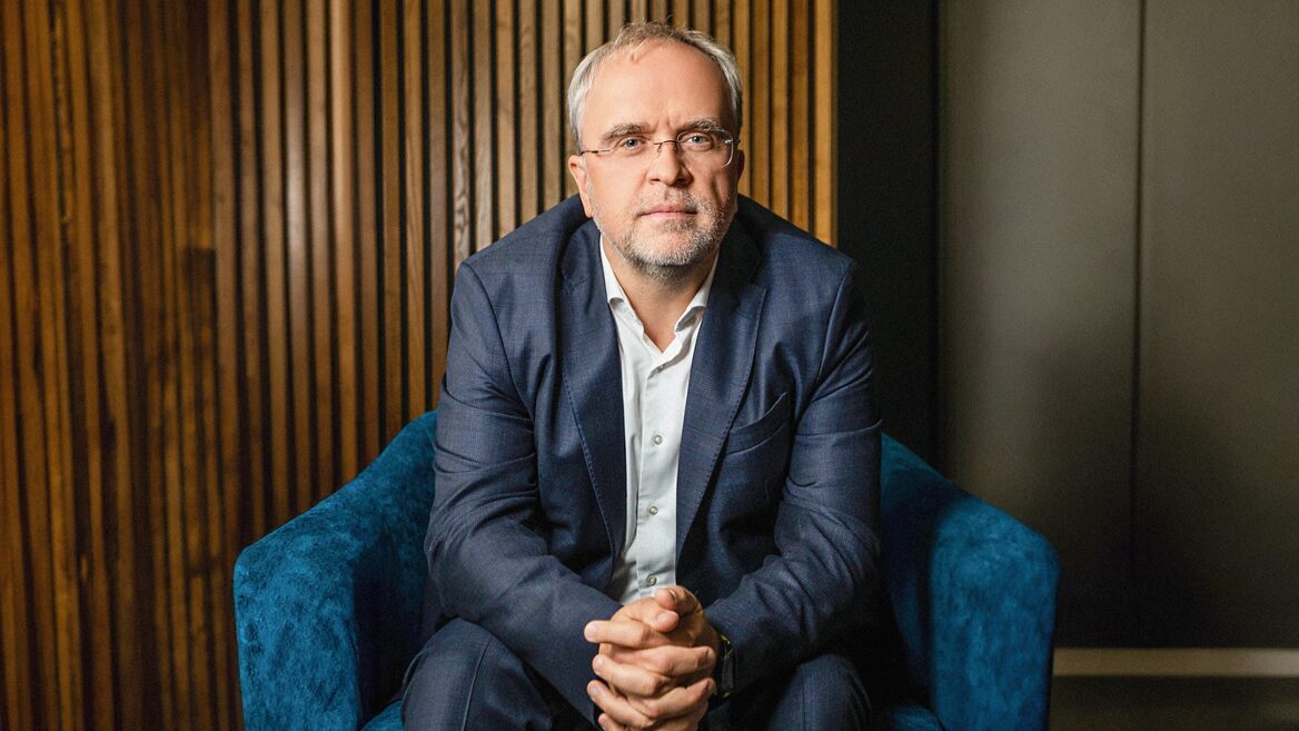 «80% рахунків ми розрізняємо з ШІ і прибрали мавпʼячий джоб». Комаров розповів як штучний інтелект уже змінює  «Київстар»  зсередини