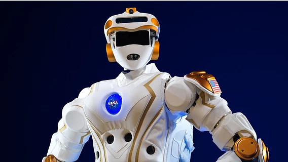 У NASA планують відправляти гуманоїдних роботів на Місяць. Що вони там робитимуть?