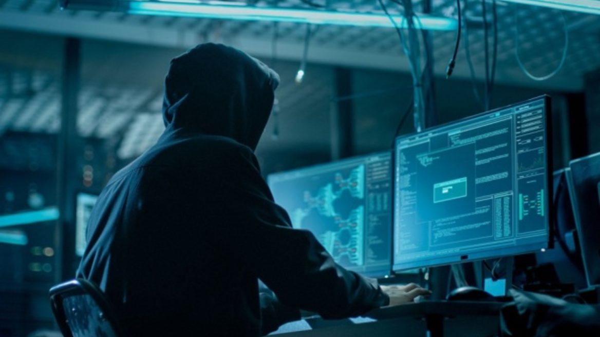 Група Anonymous заявила що кібервійна проти російської влади може торкнутись приватного сектору