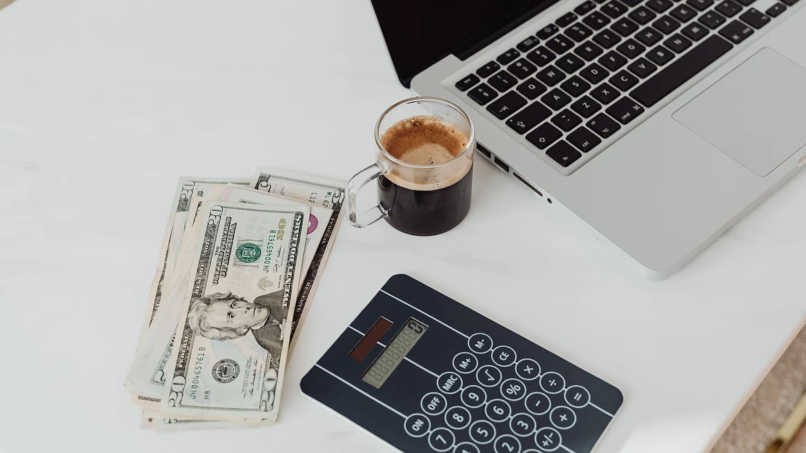 Anthropic is testing Claude Money. It will be possible to connect a bank account to the AI