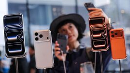 Apple reports record quarterly iPhone sales in company history