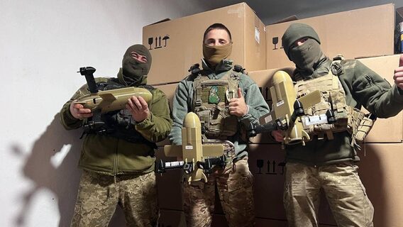 «Оператор може знаходитись за десятки і сотні кілометрів від дрона». «Спільнота Стерненка» спільно з Wild Hornets запустили «дистанційний шахедоріз»