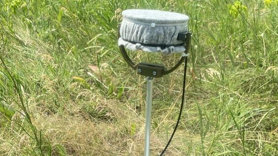 Ukrainian company ZVOOK has created an acoustic sensor to detect FPV drones by sound