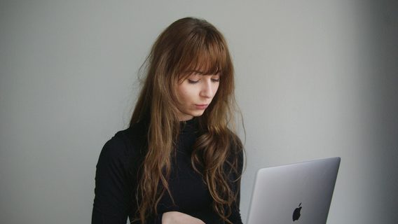 16-річна IT-початківиця, яка планує розвиватися в програмуванні, запитала поради в досвідчених айтівців щодо освіти: що обрати — універ чи курси? Бувалі фахівці насипали порад 16-річна IT-початківиця, яка планує розвиватися в програмуванні, запитала поради в досвідчених айтівців щодо освіти: що обрати — універ чи курси? Бувалі фахівці насипали порад