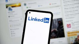 LinkedIn заполонив ШІ-слоп, тому користувачі знову вчаться писати як люди