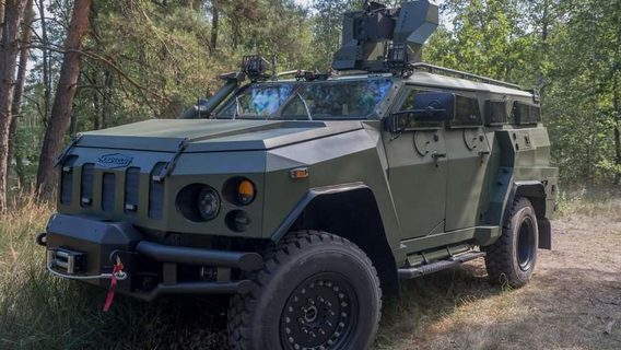 «Українська бронетехніка» передала Нацгвардії першу партію машин «Новатор-2» із засобами РЕБ: які ще новації мають бронеавтомобілі