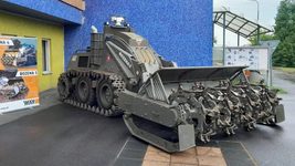 В Украине будут производиться машины для разминирования. Сейчас есть потребность в 64 машинах — Украина имеет 21