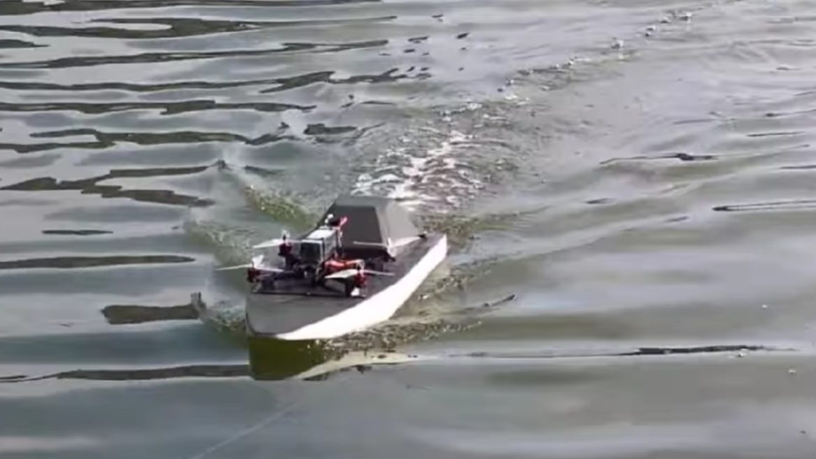 A reconnaissance floating mine and an aircraft carrier: Ukrainian engineers have developed the river drone "Ursula"
