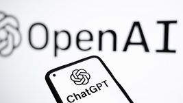 Після першої в історії конференції OpenAI в ChatGPT почалися збої. Компанія назвала причини