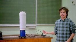 Шестикласник із Хмельниччини створив прилад для очищення повітря від пилу в приміщеннях. Як працює винахід, який також допомагає вбивати віруси та бактерії