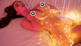 An American photographer raised 9 times more than she asked for on Kickstarter for an erotic photo book featuring a Ukrainian engineer. This is not the first time she has photographed nude Ukrainian women.