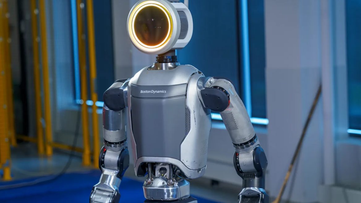 Boston Dynamics показала нового гуманоїдного робота Atlas який замінить стару модель