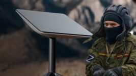 “If the pilots’ position is found and they have to move, it takes three to four times longer.” How the Russian Army Fights After Losing Access to Starlink