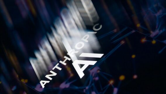 Anthropic залучив $65 млрд і наблизився до оцінки в майже $1 трлн