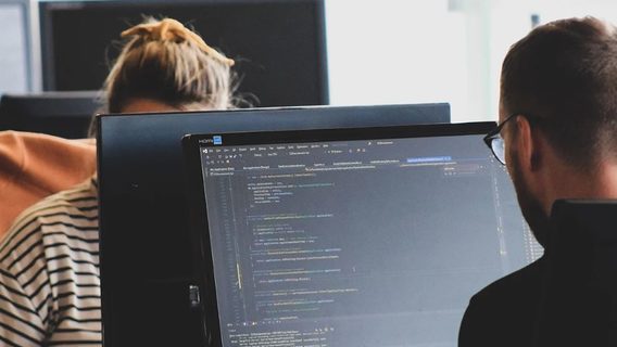 «Відділ тестування — це не підтиратор дупи». Айтівці дискутують, чи має розробник самостійно тестувати свій продукт