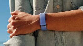 Google introduces Fitbit Air, a compact AI fitness bracelet for $100