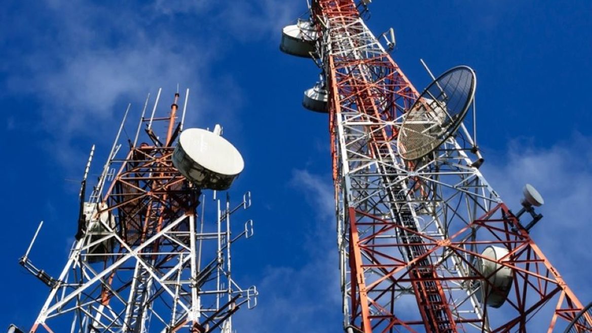 Мобільні оператори швидше отримуватимуть землю для будівництва базових станцій. Рада прийняла відповідний закон: що він передбачає