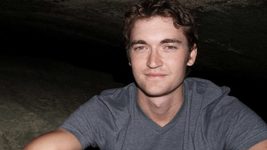 After Musk's post, Polymarket is accepting bets on whether Trump will fire legendary darknet figure Ulbricht in the first week of his presidency