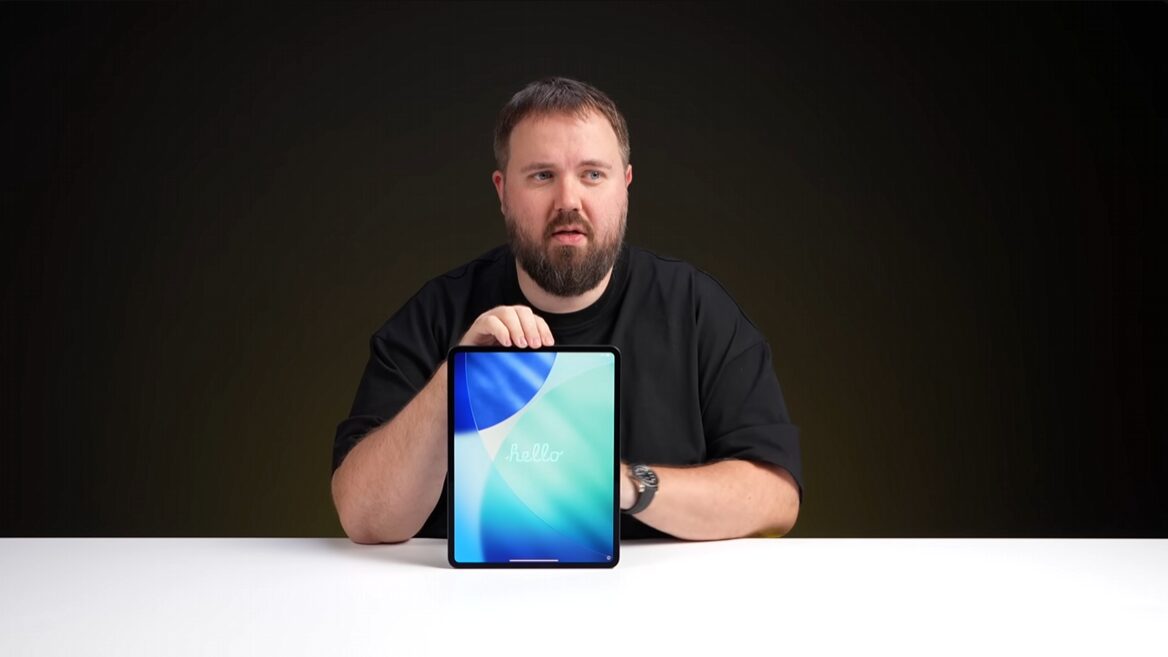 Блогер з рф показав у відео iPad Pro M4 з українським маркуванням на упаковці