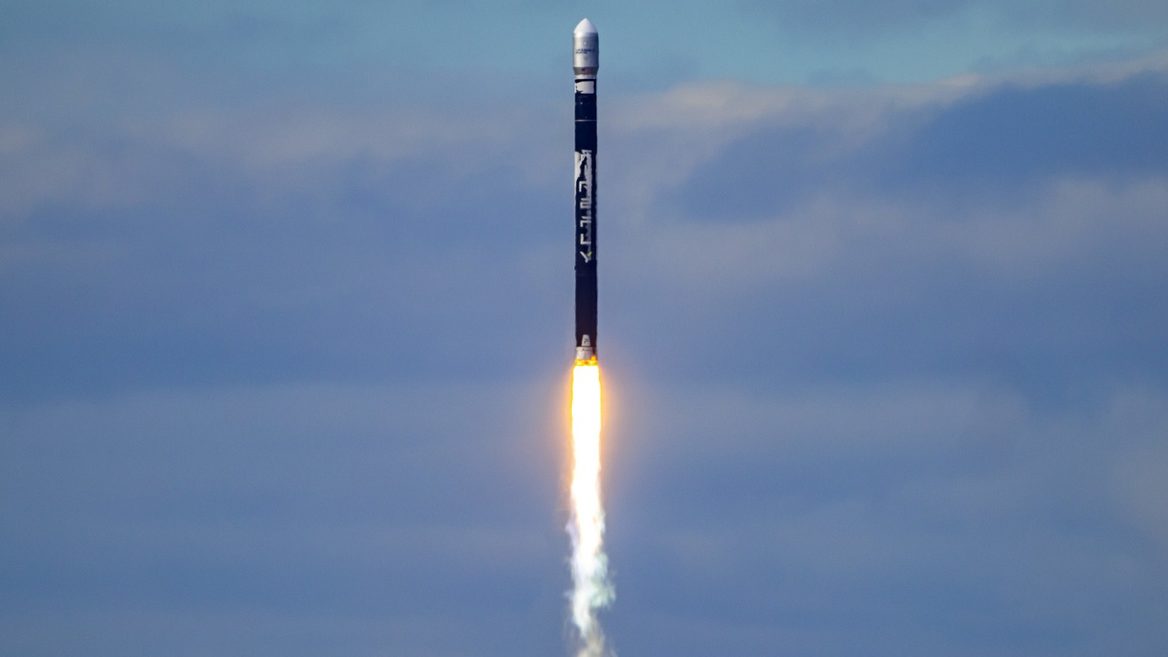 Космічна компанія Firefly Aerospace залучила $175 млн фінансування й підняла оцінку до $2 млрд