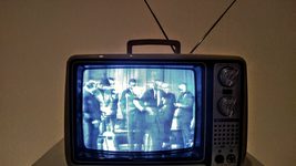 Як (і скільки) буде працювати мобільний зв'язок, радіо та  телебачення в умовах тривалого блекауту. Ми підготували все, що наразі відомо
