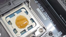 A YouTuber created an edible thermal paste made of honey and gold. The delicacy did a good job of cooling the processor in Counter Strike 2
