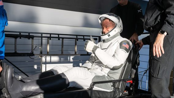 Космонавти, які випробовували Boeing Starliner, повернулись на Землю після того, як їхня місія з 1 тижня затягнулася на 9 місяців