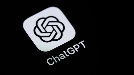 Кількість видалень ChatGPT підскочила на 295% за день: як користувачі реагують на угоду OpenAI з Пентагоном