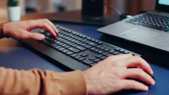 Хакери ГУР атакували сервіси російської митниці, податкової й залізниці