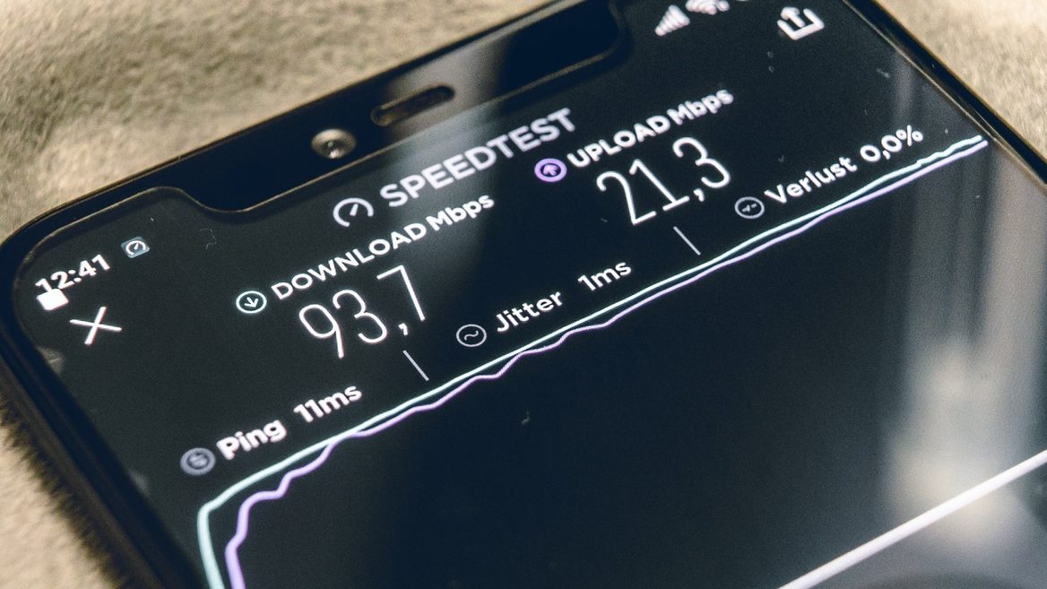 Україна піднялася в рейтингу Speedtest за швидкістю мобільного та фіксованого інтернету