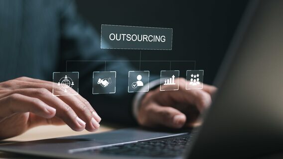Половина найбільших IT-аутсорсерів в Україні наростили виторг у першому кварталі 2026 року