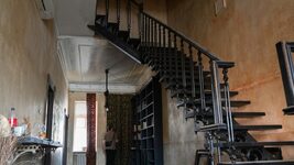 Компанія «Генерал Черешня» придбала на аукціоні конфісковану квартиру пропагандиста Артємія Лєбєдєва. З якою метою?