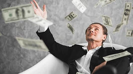 Яким ІТ-спеціалістам в Україні готові платити $8000 і більше