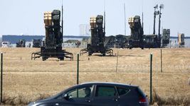 США хоче дозволити американським військовим компаніям працювати в Україні: що це означає