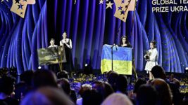 В Україні обрали найкращу вчительку року. Вона отримала 1 млн грн на свій проєкт
