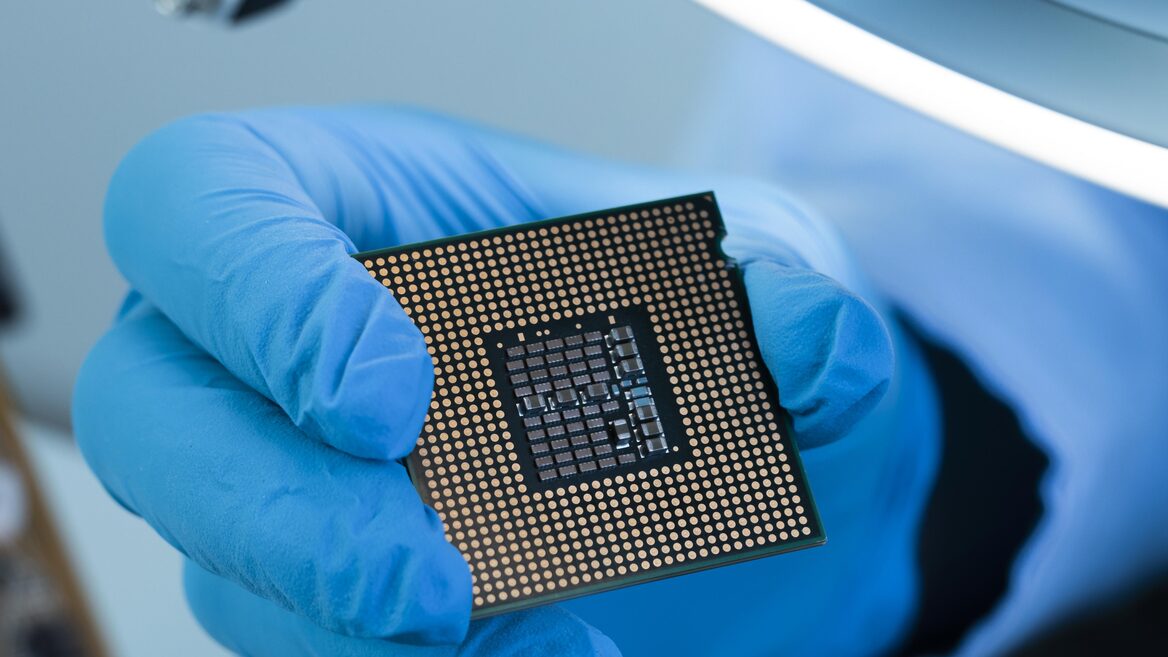 Тайвань інвестує $250 млрд у виробництво напівпровідників у США