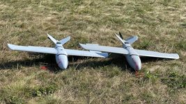 Розробники розвідувального БПЛА «Чаклун» освоїли серійне виробництво та вже допомагають перемагати ЗСУ. Проте ударної версії літака не робитимуть Розробники розвідувального БПЛА «Чаклун» освоїли серійне виробництво та вже допомагають перемагати ЗСУ. Проте ударної версії літака не робитимуть