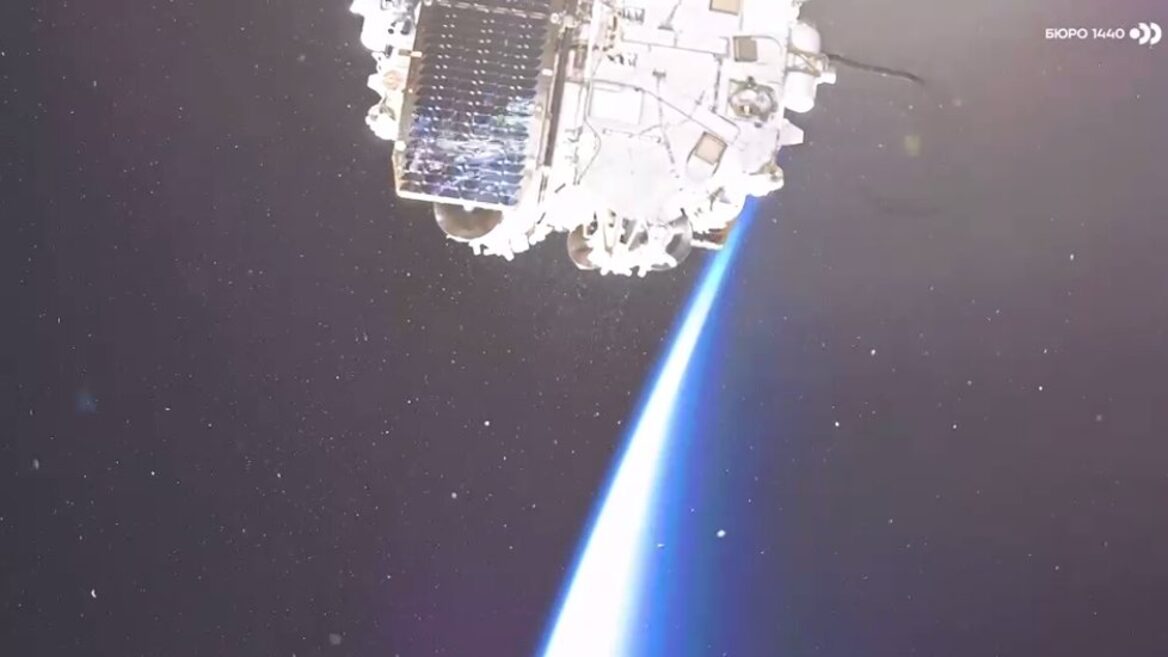 рф запустила першу партію інтернет-супутників для створення власної мережі на кшталт Starlink