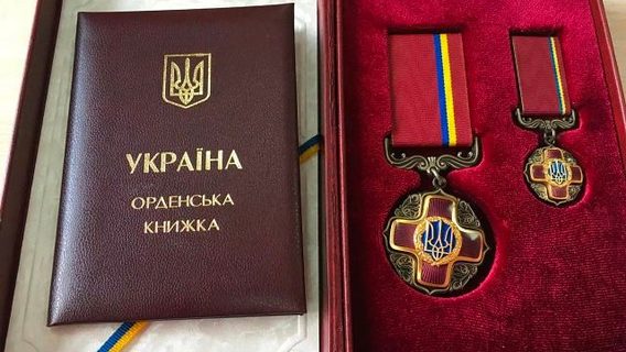 Зеленський нагородив CEO стартапу PetCube Ярослава Ажнюка орденом. Що він зробив 