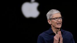 Українська розробниця розповіла, як минулого року Apple допомогла евакуювати її бабусю з Харкова під час обстрілів