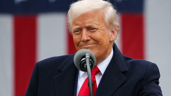 Трамп заявив, що готовий знизити тарифи для країн в обмін на щось «феноменальне». Наприклад, схвалення Китаю на продаж TikTok