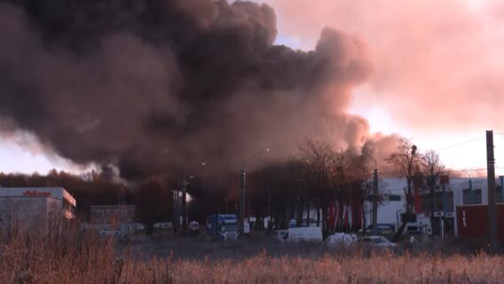 Армія рф зруйнувала нове відділення «Укрпошти» у Львові й знищила 900 посилок